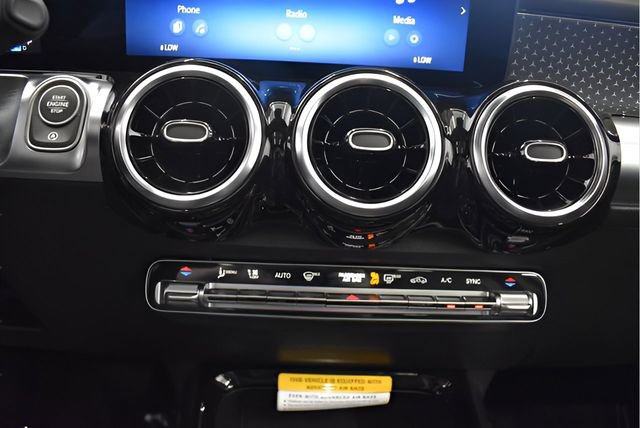New 2026 Mercedes-Benz GLB 250 4MATIC image 31