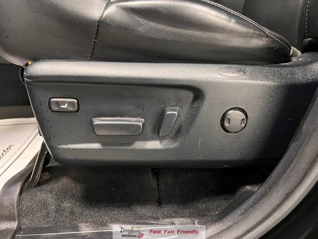 Used 2017 Toyota Tundra Platinum AWD/4WD image 25