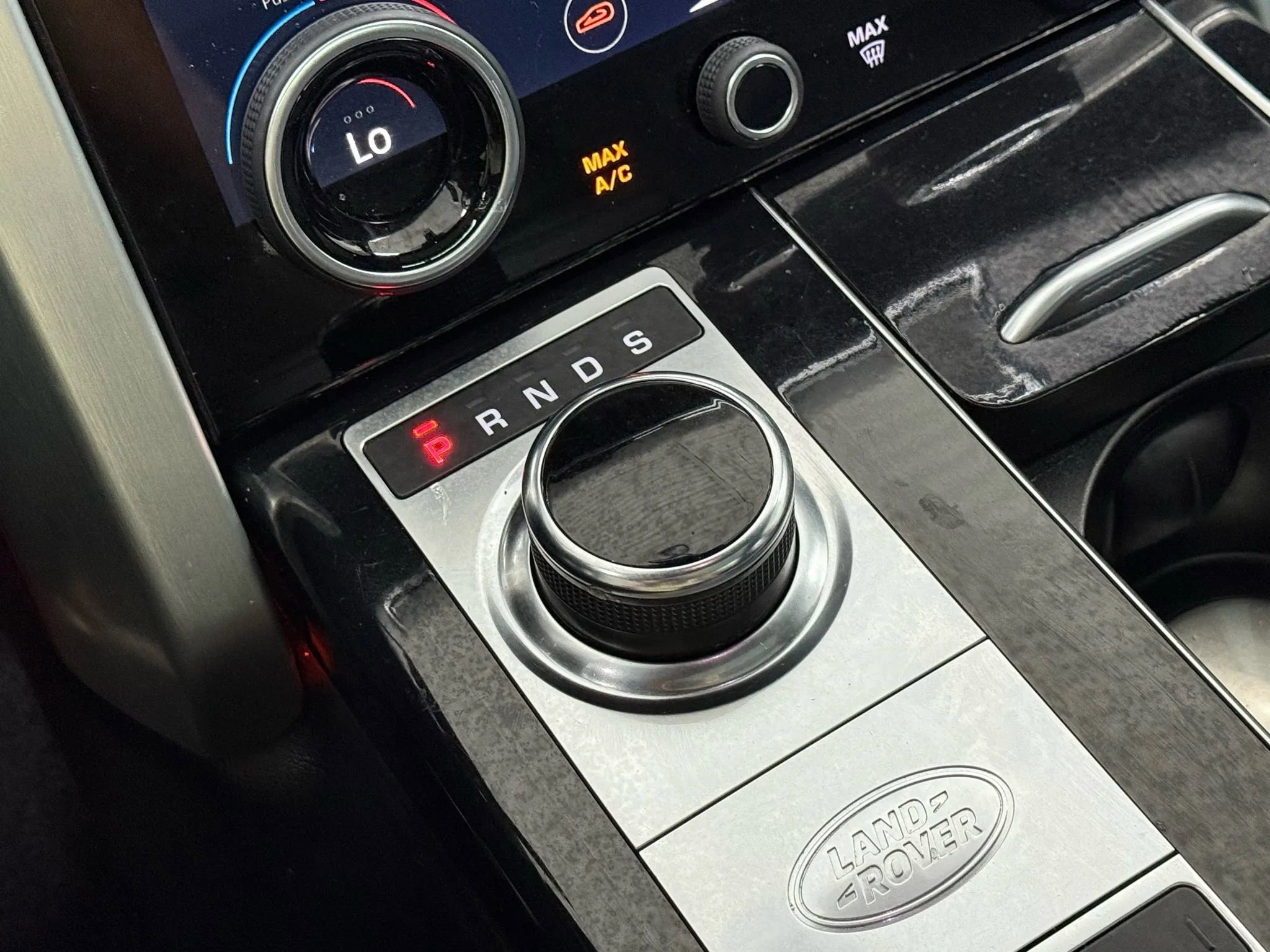 Used 2019 Land Rover Range Rover Long Wheelbase Supercharged AWD/4WD image 38