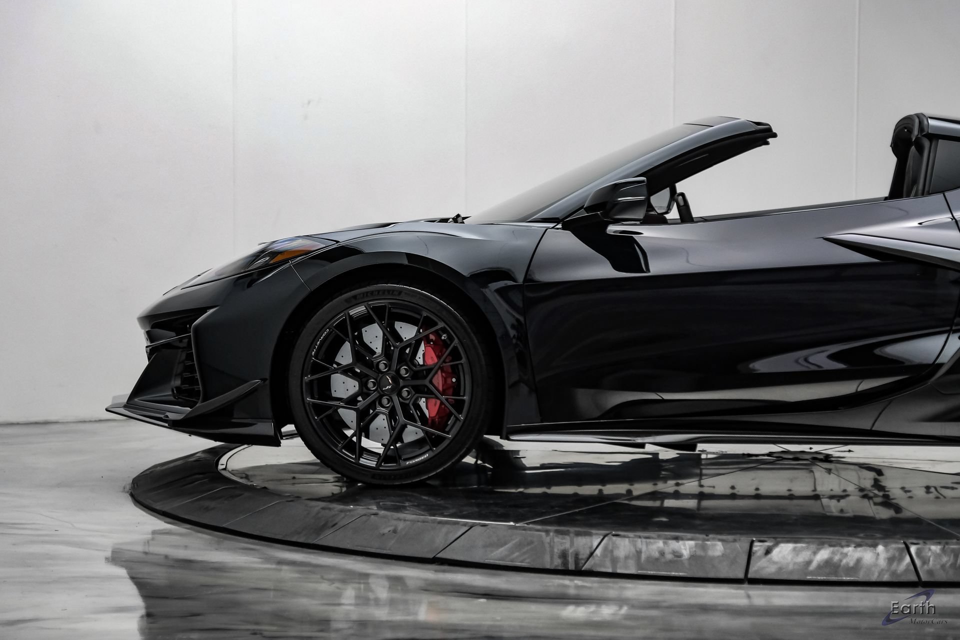 Used 2026 Chevrolet Corvette ZR1 w/ ZR1 Carbon Fiber Aero Package RWD image 11