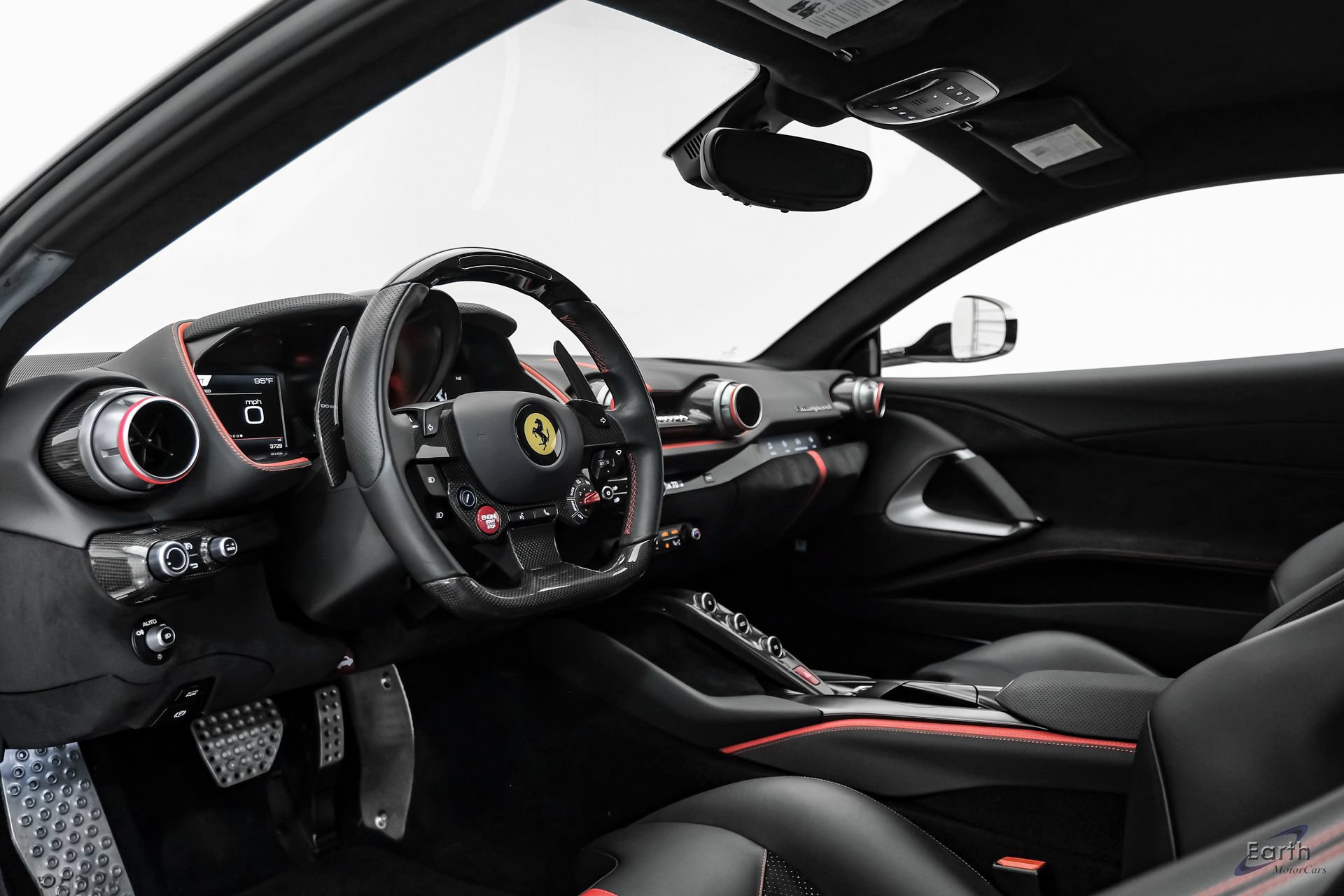 Used 2019 Ferrari 812 Superfast RWD image 42