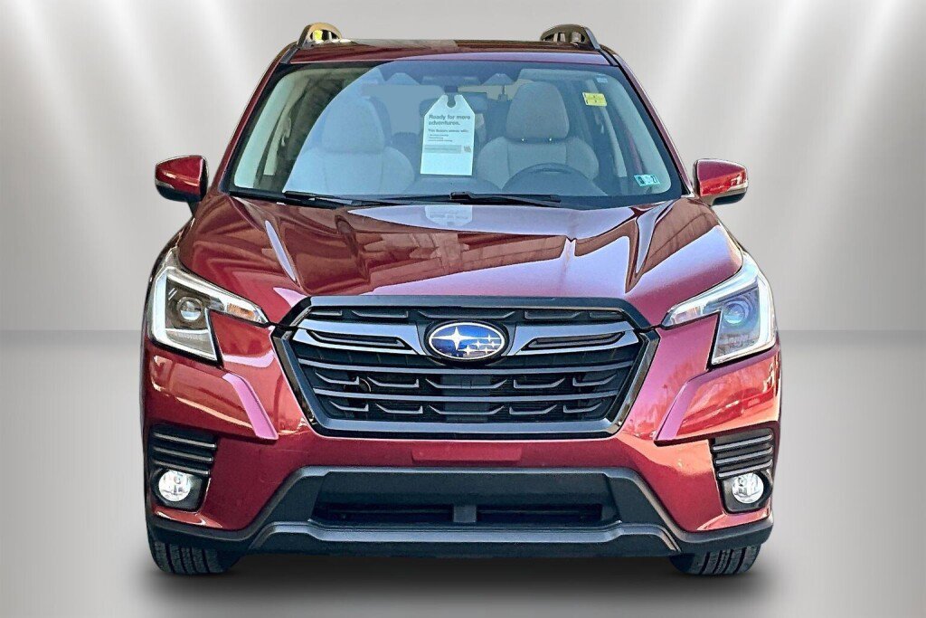 Certified 2022 Subaru Forester Limited image 2