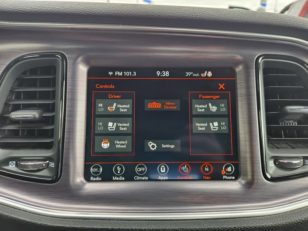 Used 2018 Dodge Challenger R/T Plus RWD image 22