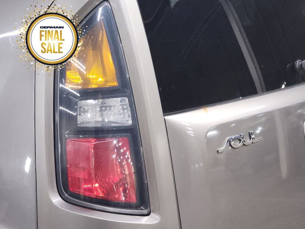 Used 2011 Kia Soul ! image 13