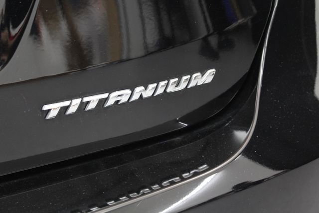 Used 2018 Ford Focus Titanium w/ Titanium Technology Package FWD image 11