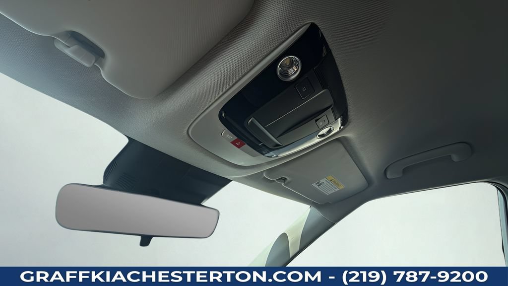 Used 2025 Kia Seltos S AWD/4WD image 23