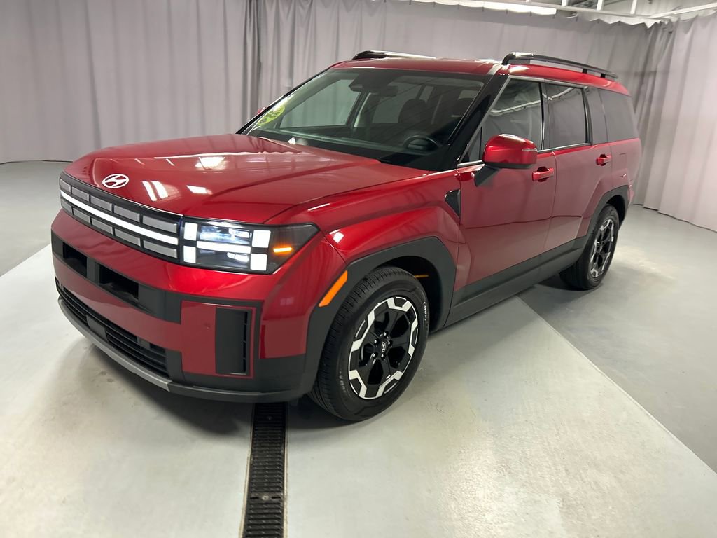 Used 2025 Hyundai Santa Fe SEL image 3