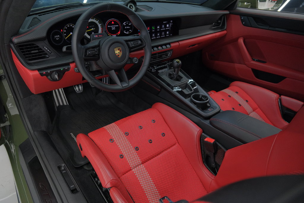 Used 2022 Porsche 911 GT3 RWD image 44