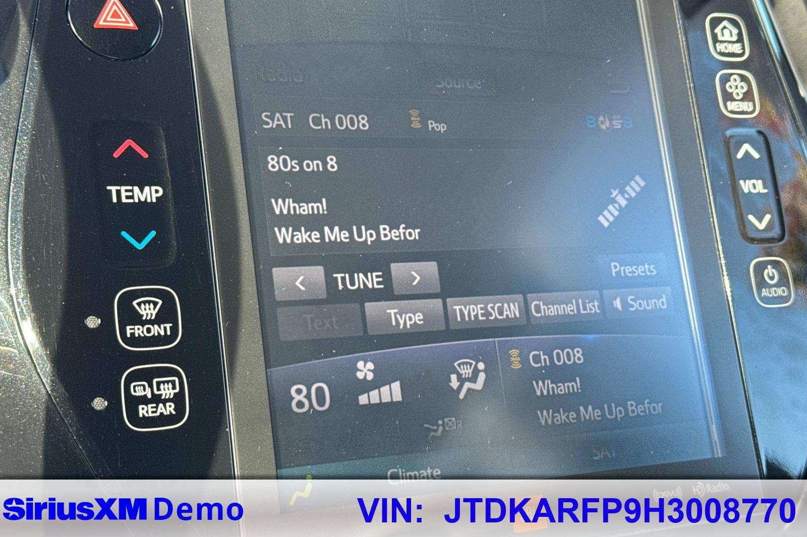 Used 2017 Toyota Prius Prime Advanced image 32