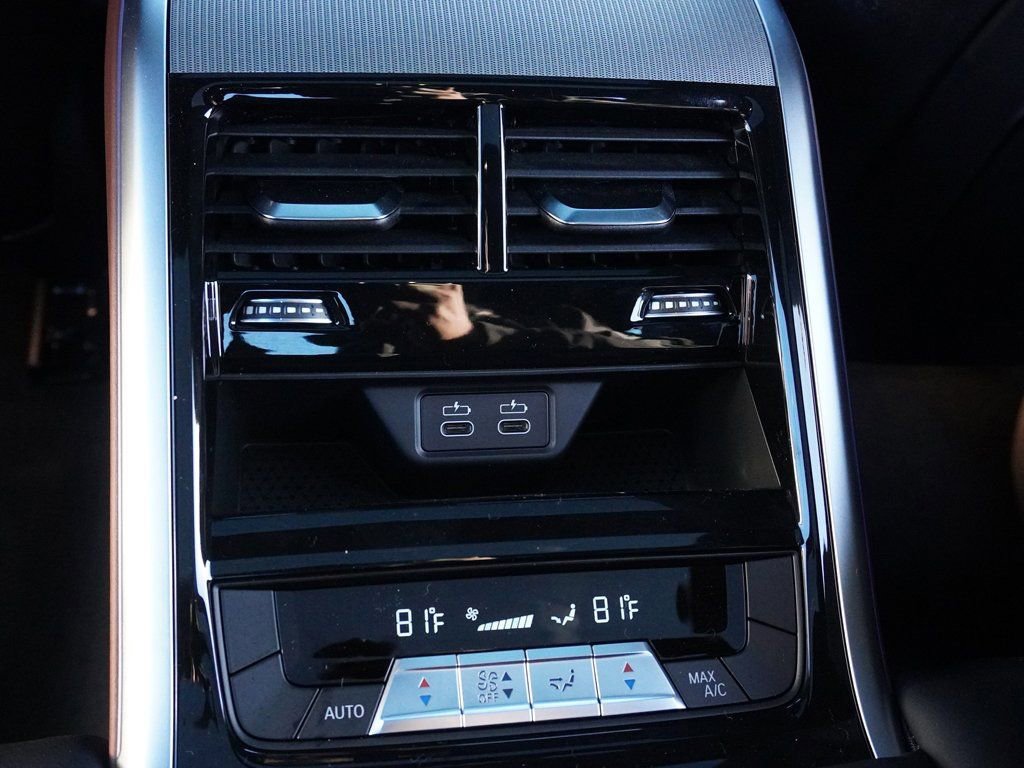 Used 2025 BMW M850i xDrive image 51