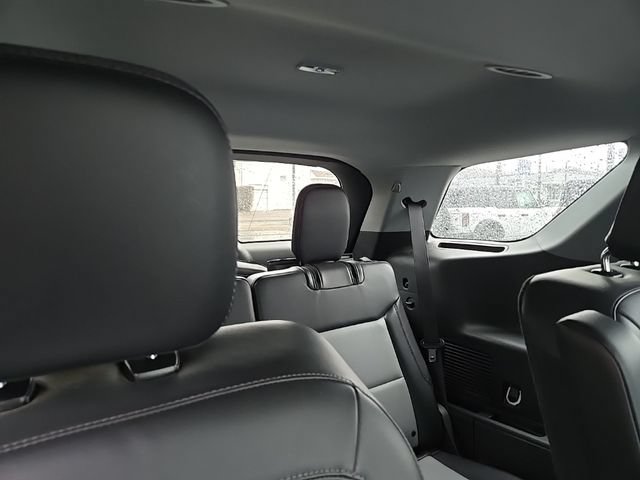 Used 2023 Ford Explorer XLT w/ Equipment Group 202A AWD/4WD image 57