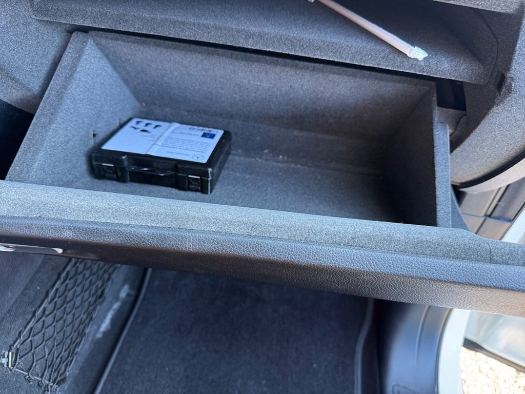 Used 2018 Mercedes-Benz GLE 350 4MATIC image 28