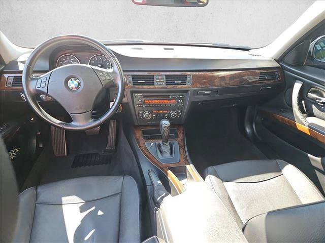 Used 2011 BMW 328i xDrive Sedan AWD/4WD image 17