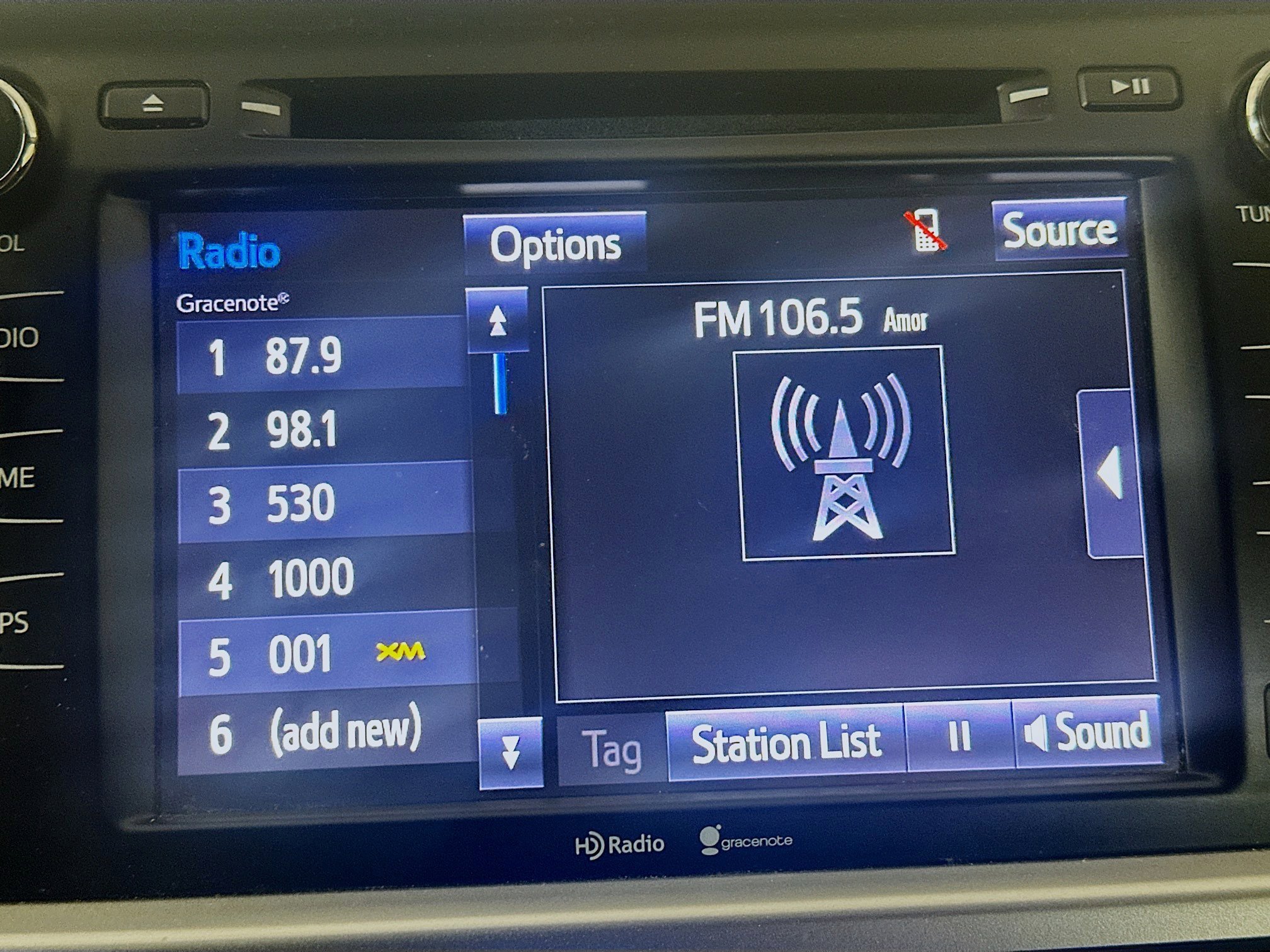 Used 2015 Toyota Highlander XLE image 19