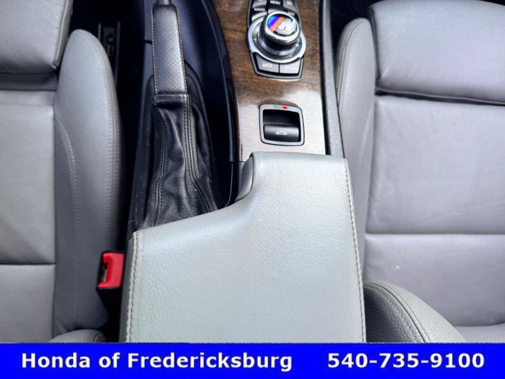 Used 2012 BMW 335i Convertible RWD image 43