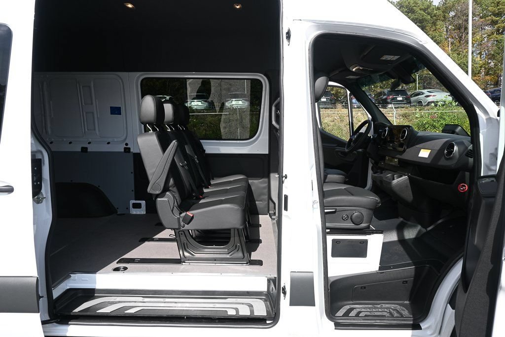 Used 2026 Mercedes-Benz Sprinter 2500 image 23