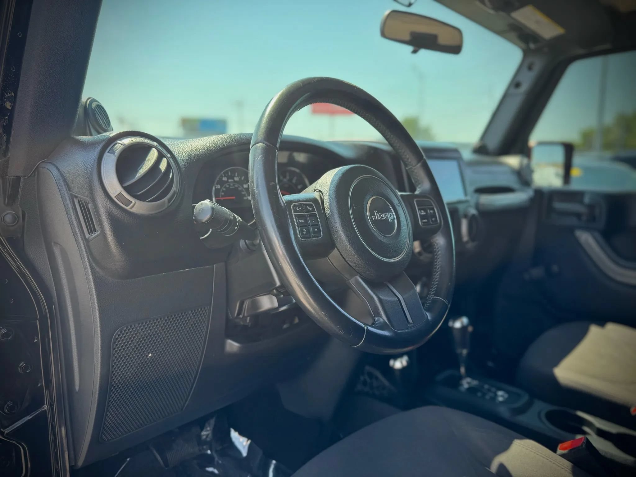 Used 2014 Jeep Wrangler Sport w/ Connectivity Group AWD/4WD image 8