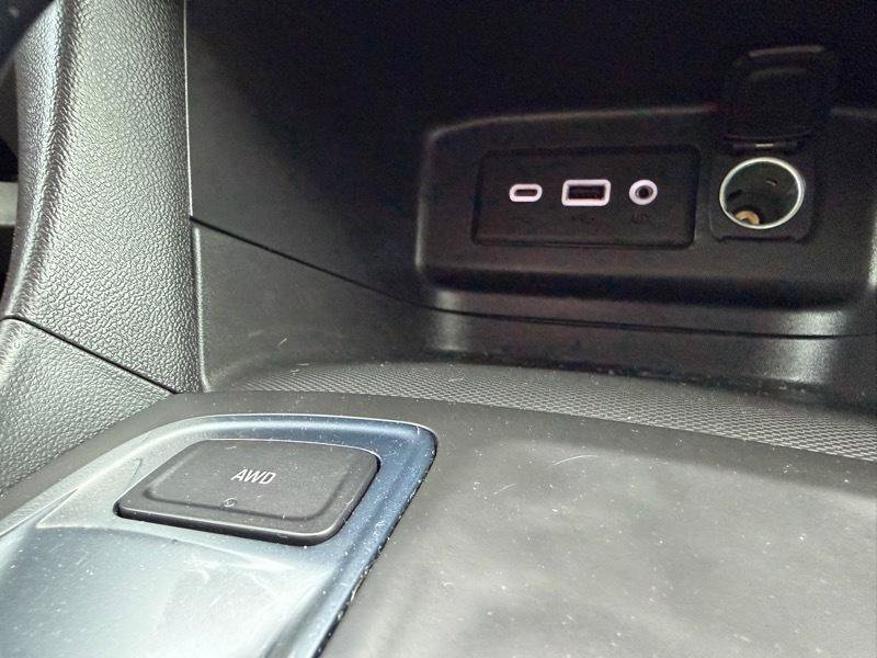Used 2023 Chevrolet Equinox LS AWD/4WD image 76