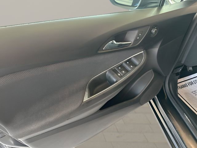 Used 2018 Chevrolet Cruze LT w/ Convenience Package image 9