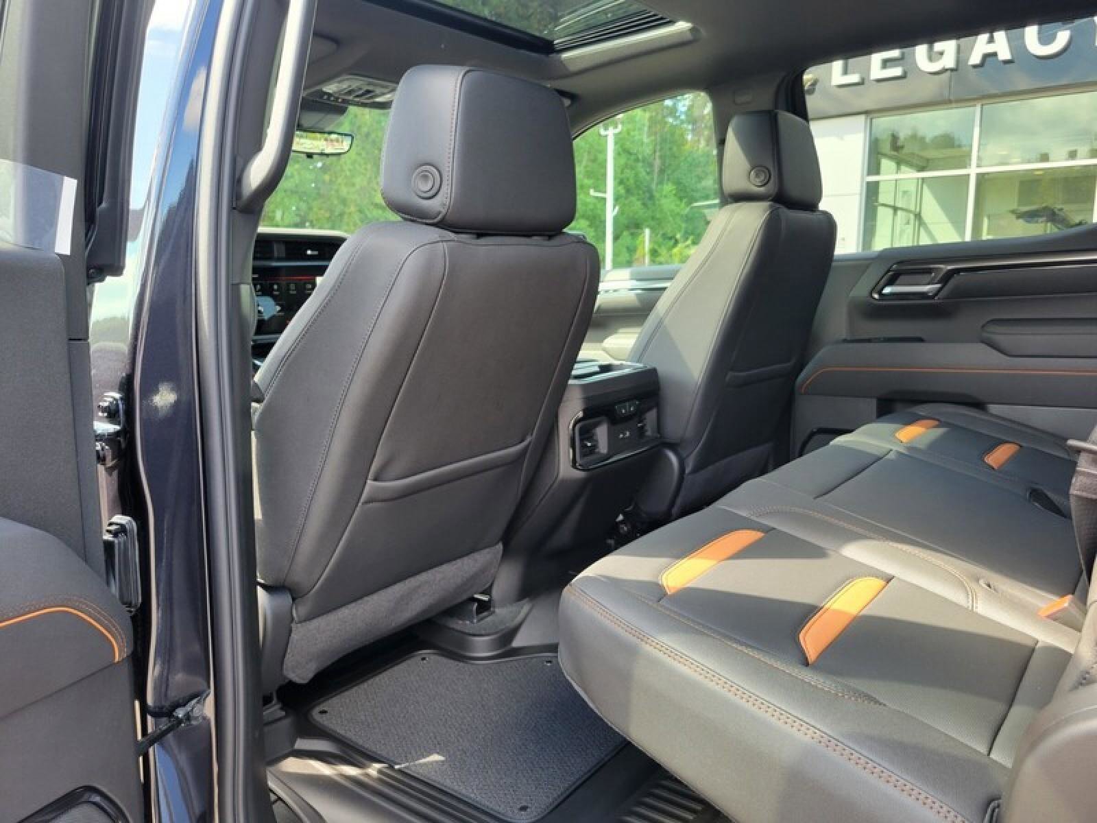 New 2026 GMC Sierra 1500 AT4 w/ AT4 Premium Package image 29