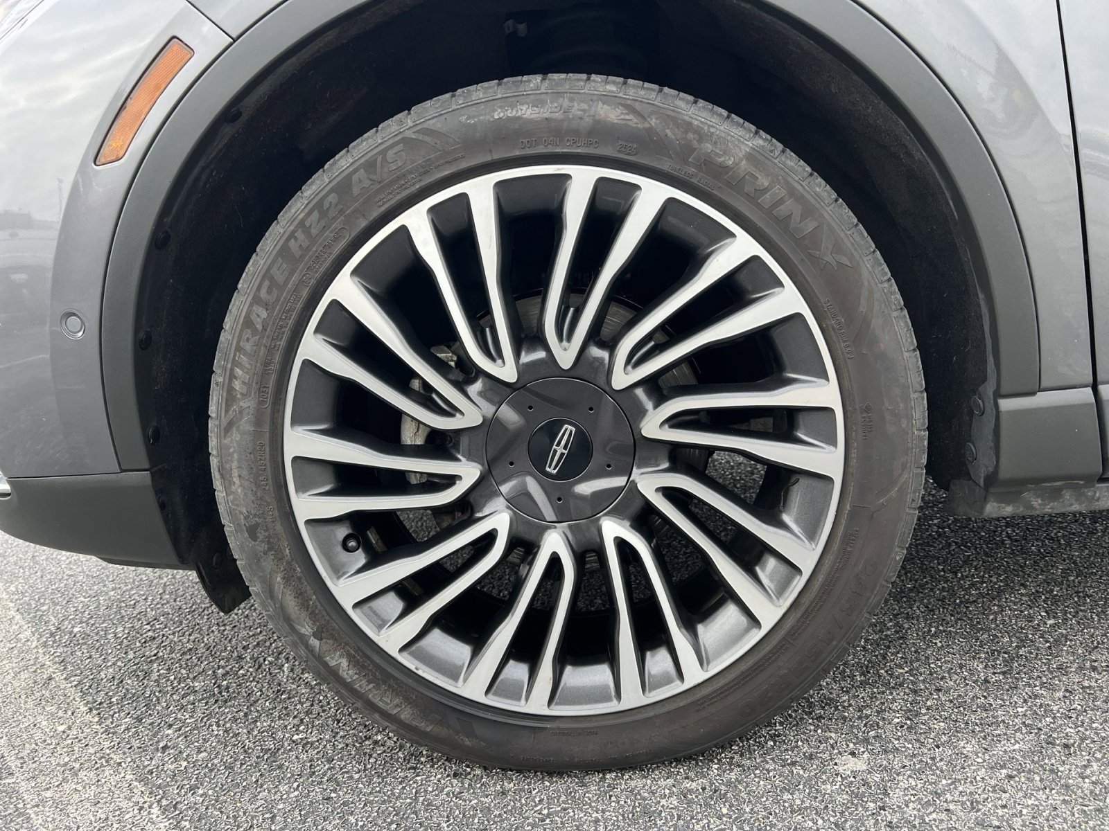 Used 2022 Lincoln Corsair Reserve w/ Equipment Group 201A image 12