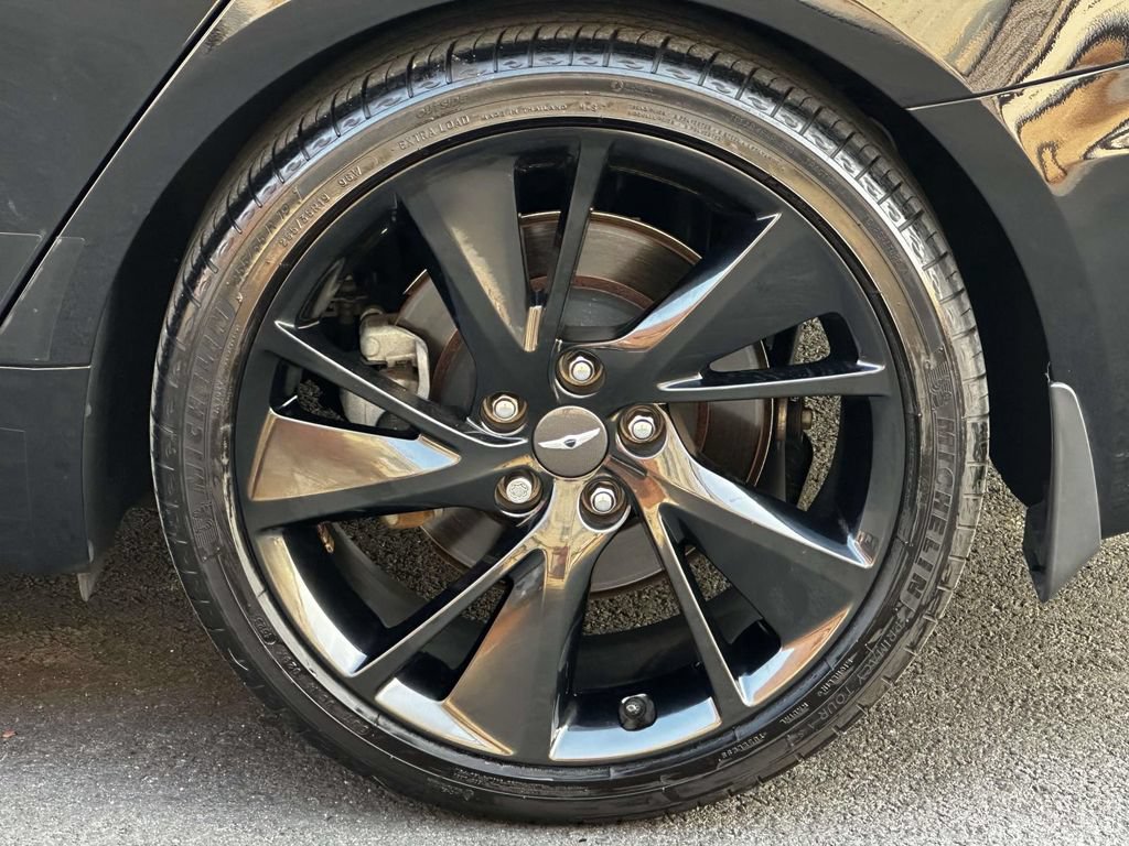 Used 2023 Genesis G70 2.0T w/ Sport Prestige Package AWD/4WD image 12