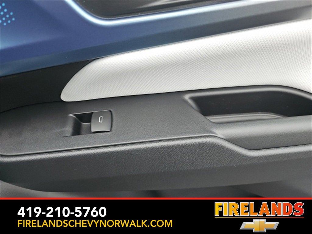 New 2026 Chevrolet Equinox EV LT image 55