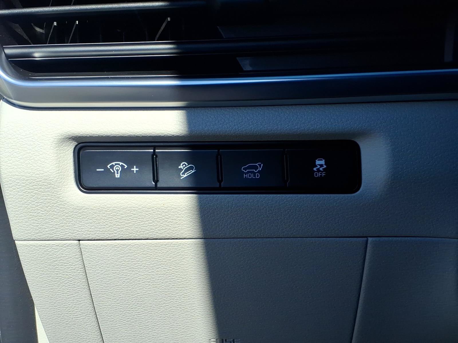 Used 2024 Kia Telluride SX w/ Towing Package AWD/4WD image 36