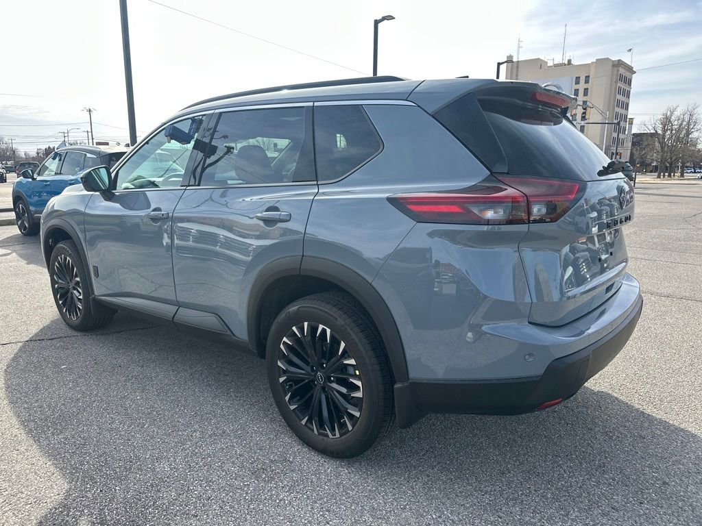 New 2026 Nissan Rogue Dark Armor image 3