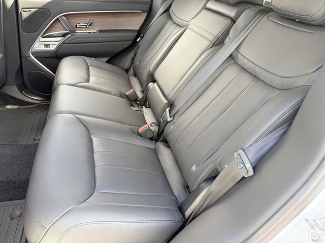 New 2026 Land Rover Range Rover SE AWD/4WD image 17