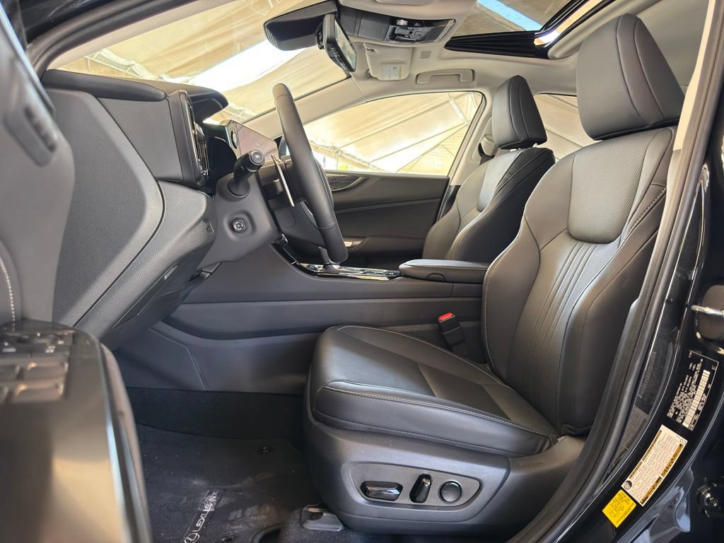 Certified 2026 Lexus NX 350h AWD w/ Accessory Package (Z2) image 11