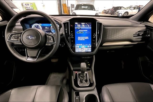 Used 2025 Subaru Forester Limited AWD/4WD image 15