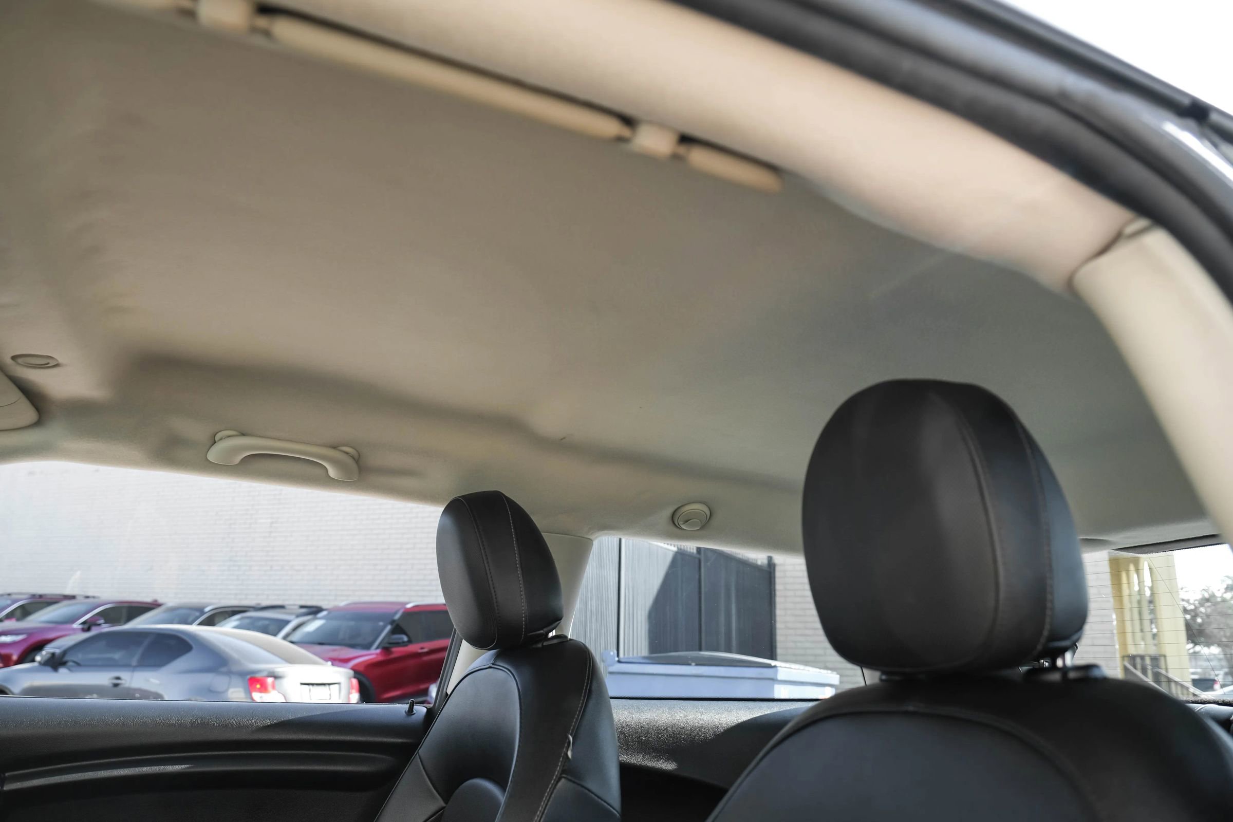 Used 2014 MINI Cooper 2-Door Hardtop image 24