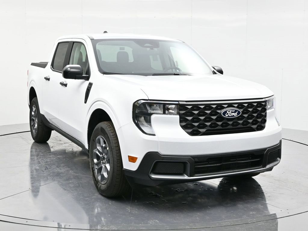New 2025 Ford Maverick XLT w/ XLT Luxury Package