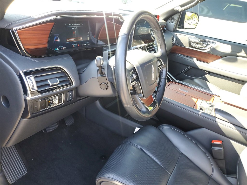 Certified 2024 Lincoln Navigator Reserve w/ Monochromatic Package image 19