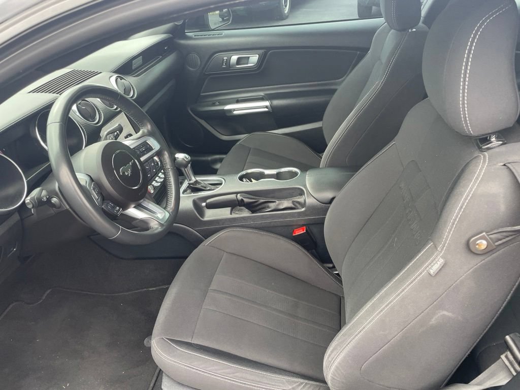 Used 2021 Ford Mustang Coupe RWD image 9