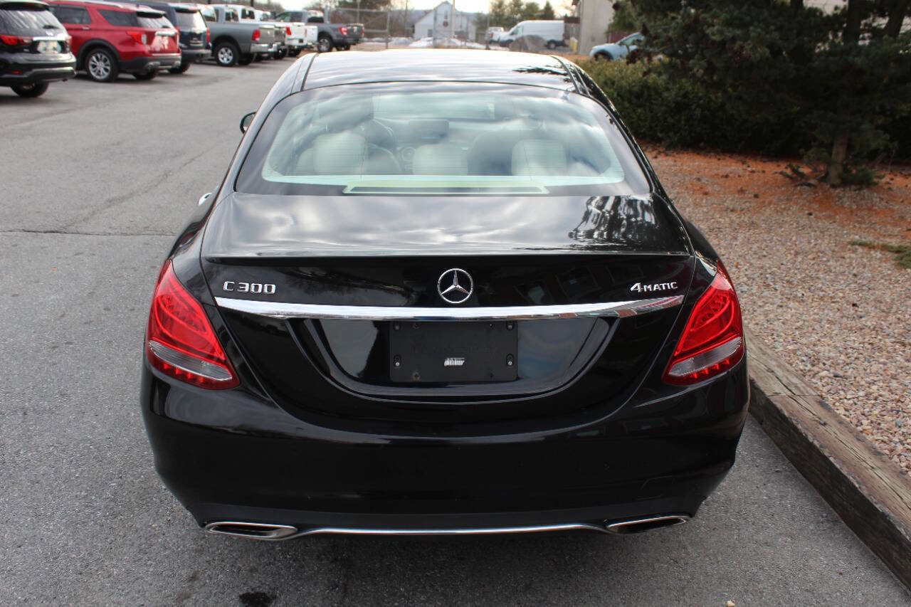 Used 2016 Mercedes-Benz C 300 4MATIC Sedan image 7