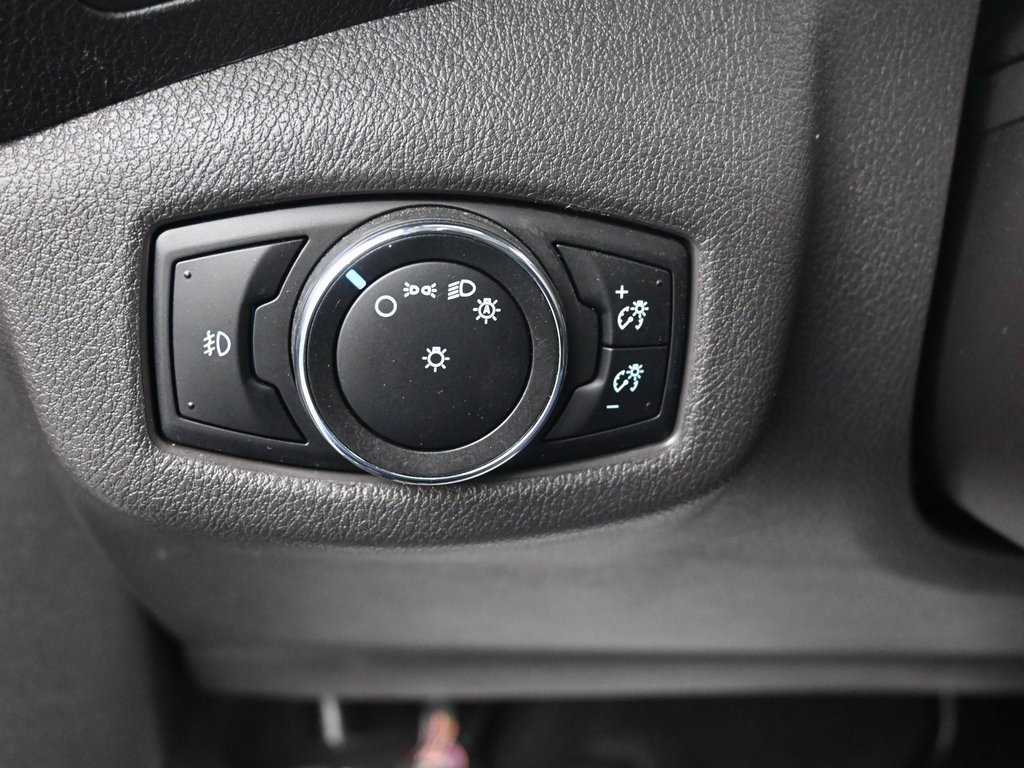 Used 2017 Ford Transit Connect XLT image 21