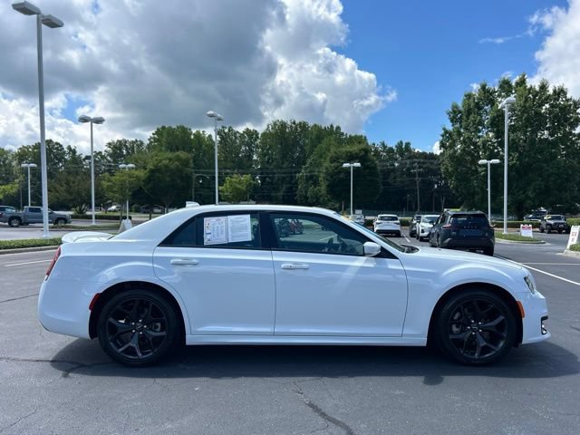 Used 2022 Chrysler 300 S w/ Comfort Group RWD image 5