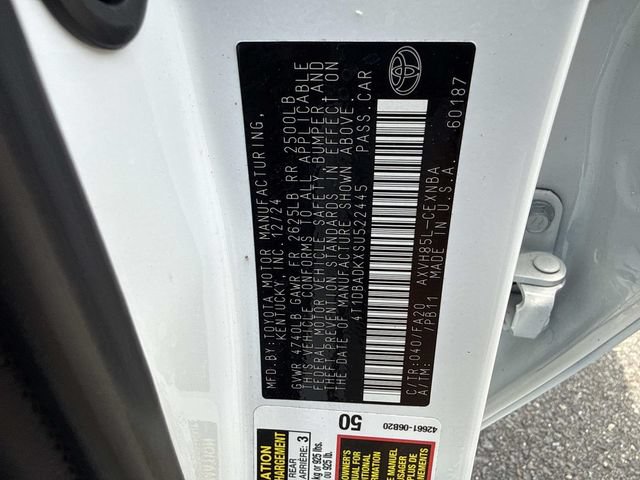 Used 2025 Toyota Camry LE AWD/4WD image 29