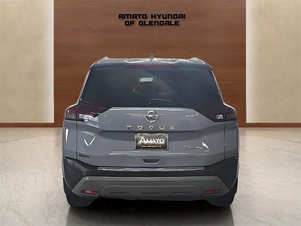 Used 2021 Nissan Rogue SL image 5