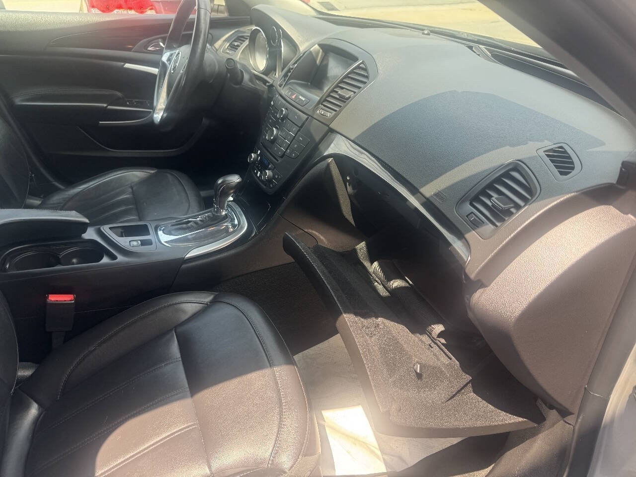 Used 2012 Buick Regal Premium FWD image 21