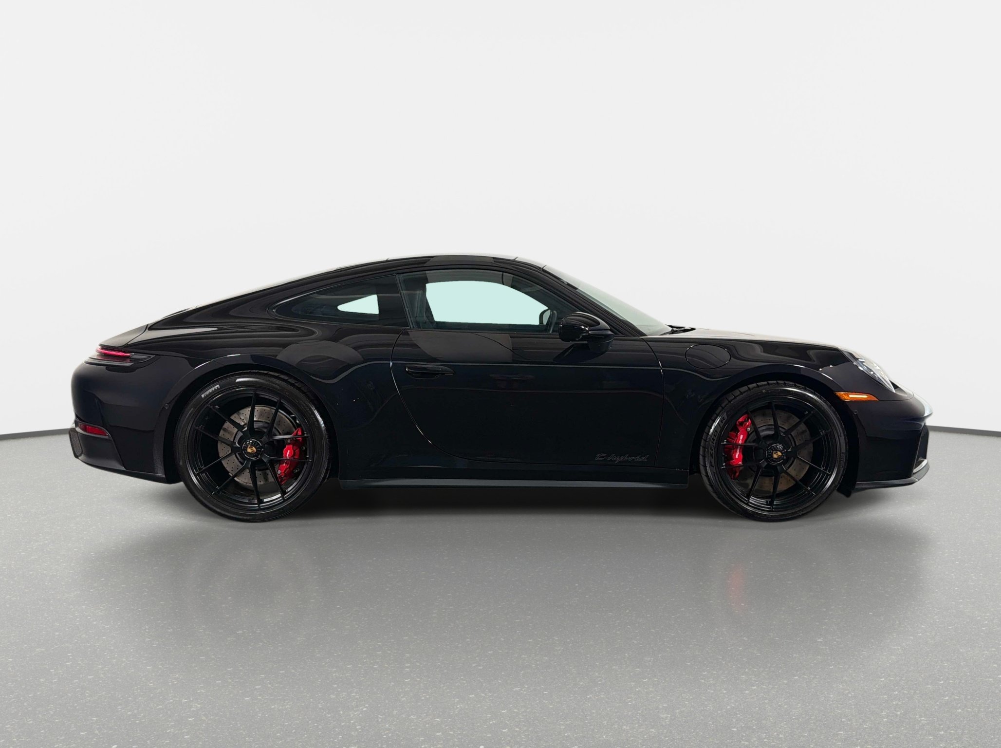 Used 2026 Porsche 911 Carrera 4 GTS AWD/4WD image 2
