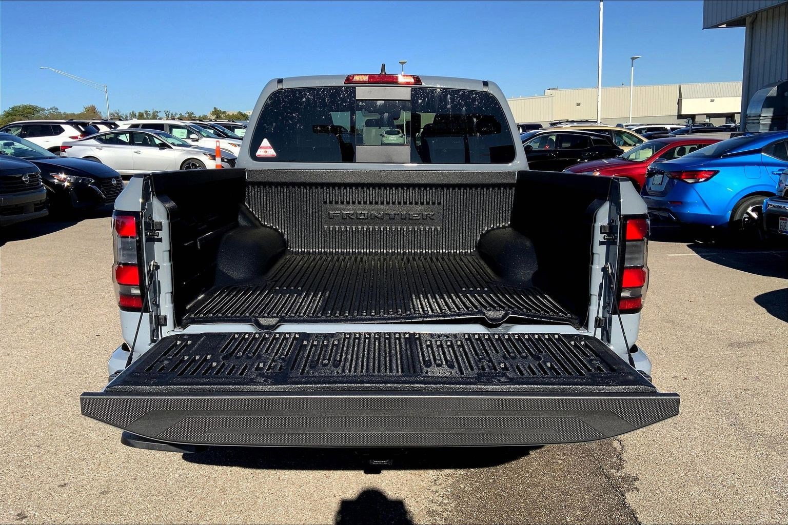 New 2026 Nissan Frontier SV image 19