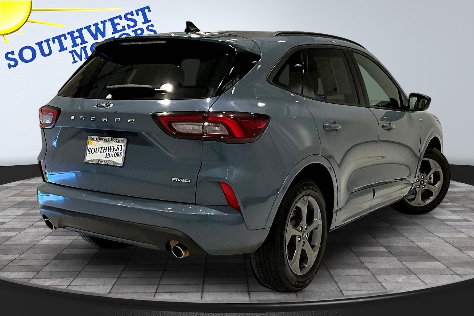Used 2023 Ford Escape ST-Line image 6