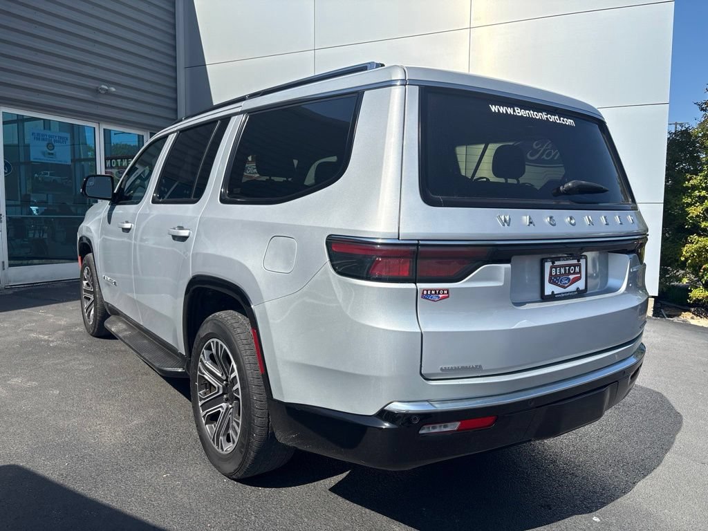 Used 2023 Jeep Wagoneer Series II AWD/4WD image 4