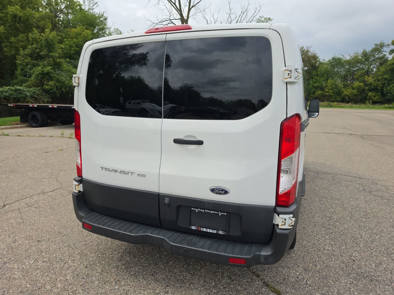 Used 2016 Ford Transit 150 XLT RWD image 11