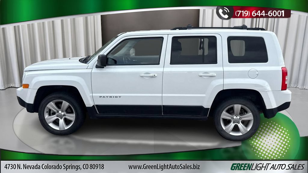 Used 2015 Jeep Patriot Latitude AWD/4WD image 2