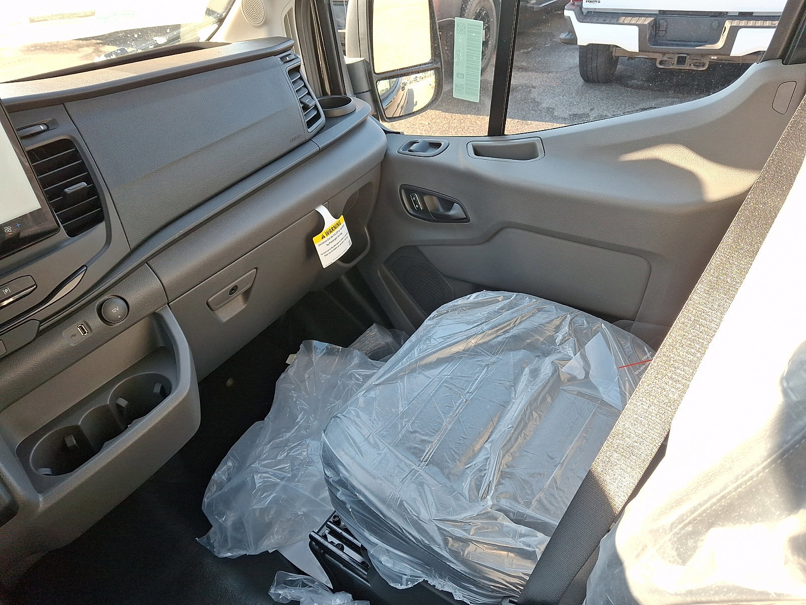 New 2026 Ford Transit 250 148 Medium Roof w/ Load Area Protection Package image 11