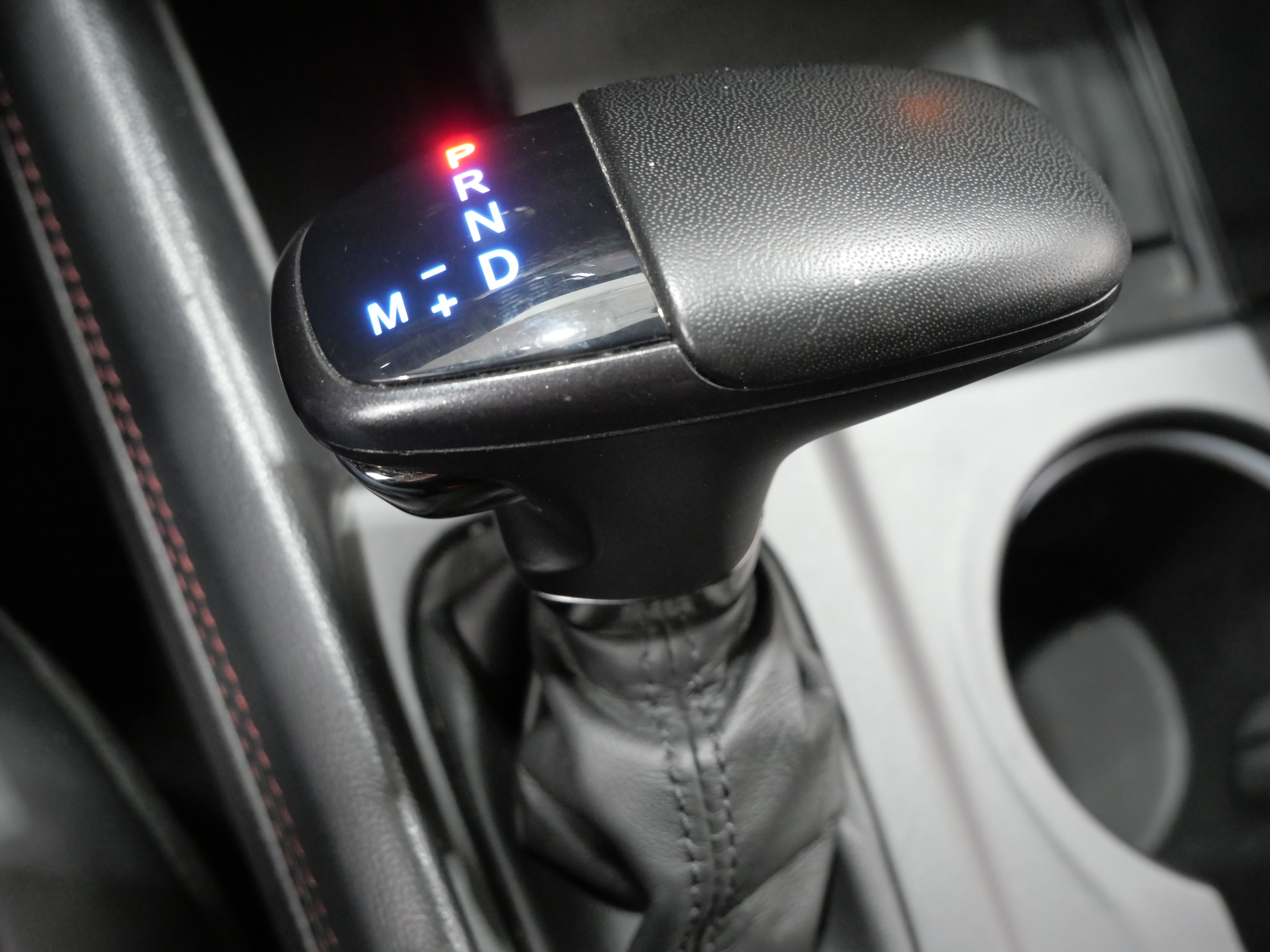 Used 2023 Dodge Durango R/T w/ Tow 'N Go Package AWD/4WD image 22